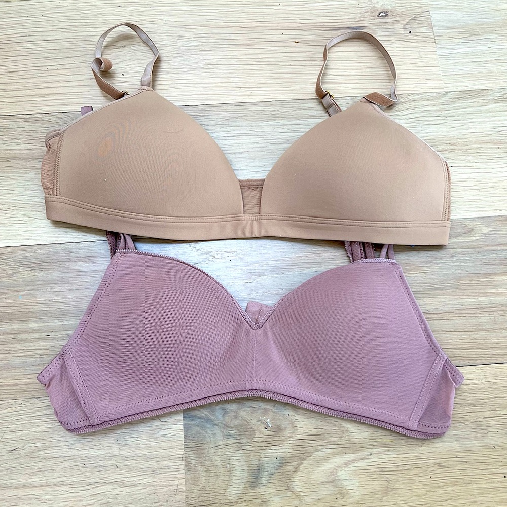 Pepper and American eagle 32A bras small set of two tan